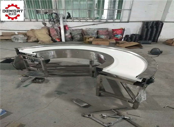 180度皮帶轉(zhuǎn)彎機